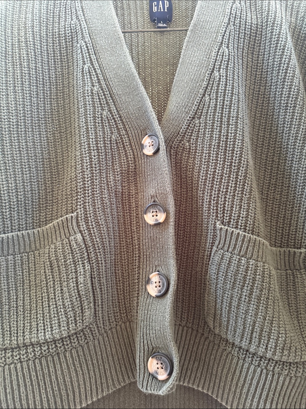 GAP Ribbed Button-Front Cardigan - Picture 6 of 6